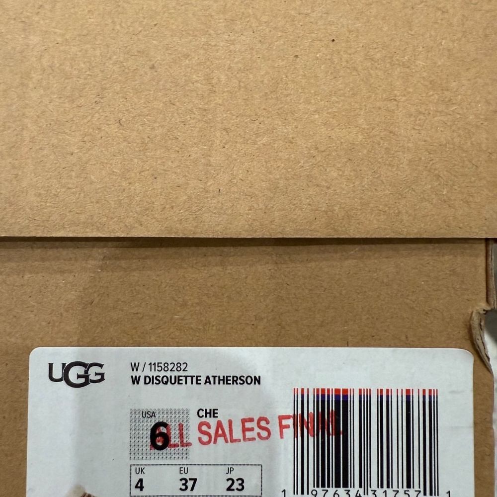 New ugg size us 6 - Picture 6 of 6